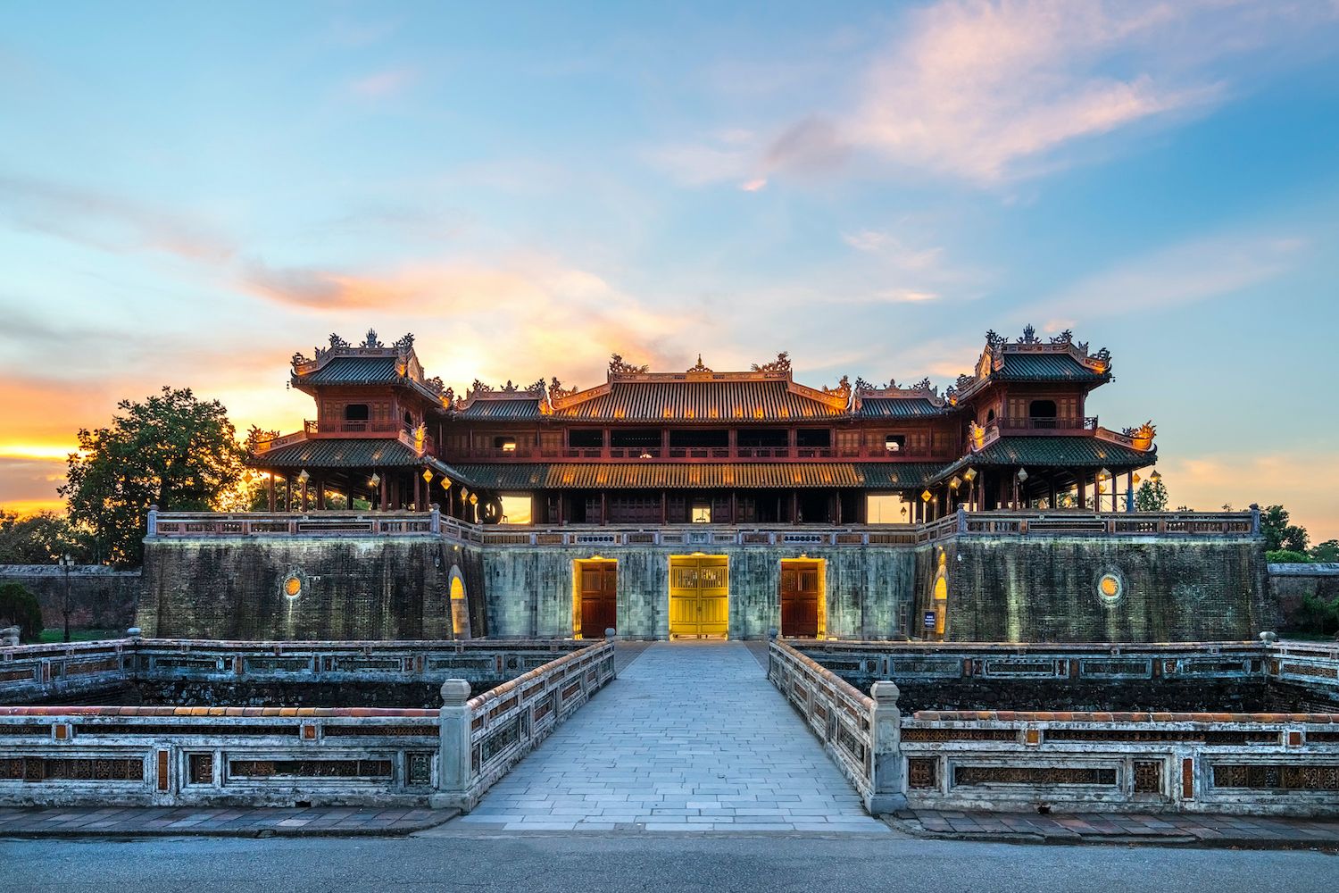 Hue Imperial Citadel & Royal Tombs