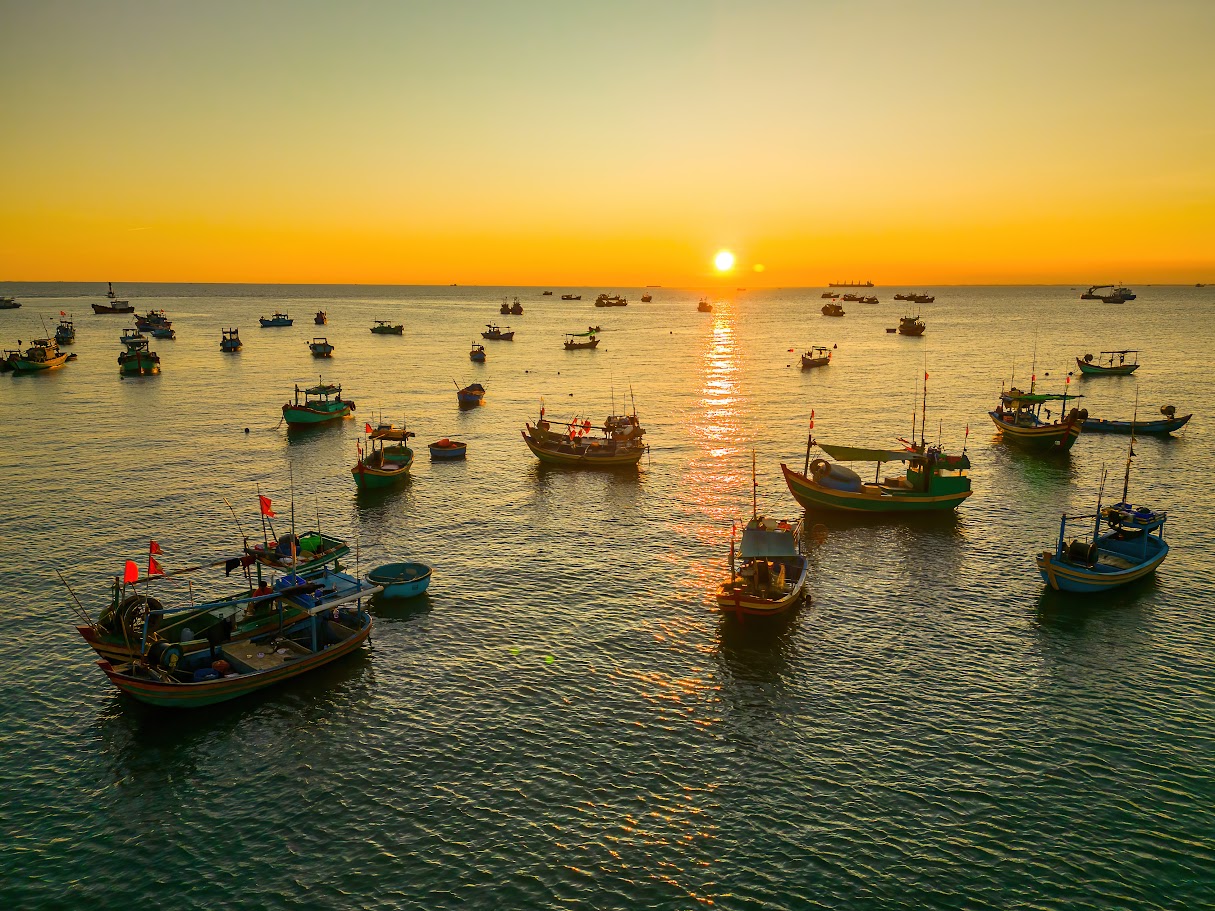 Hang Duong Cemetery & Island Memorials