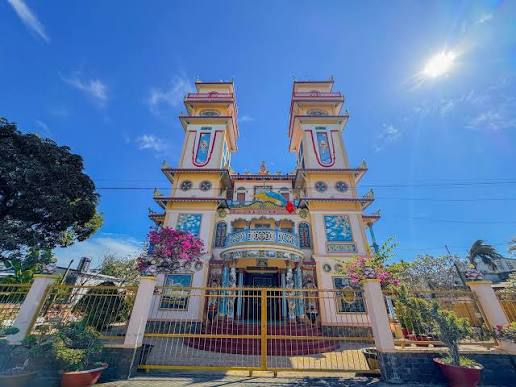 Cao Dai Temple