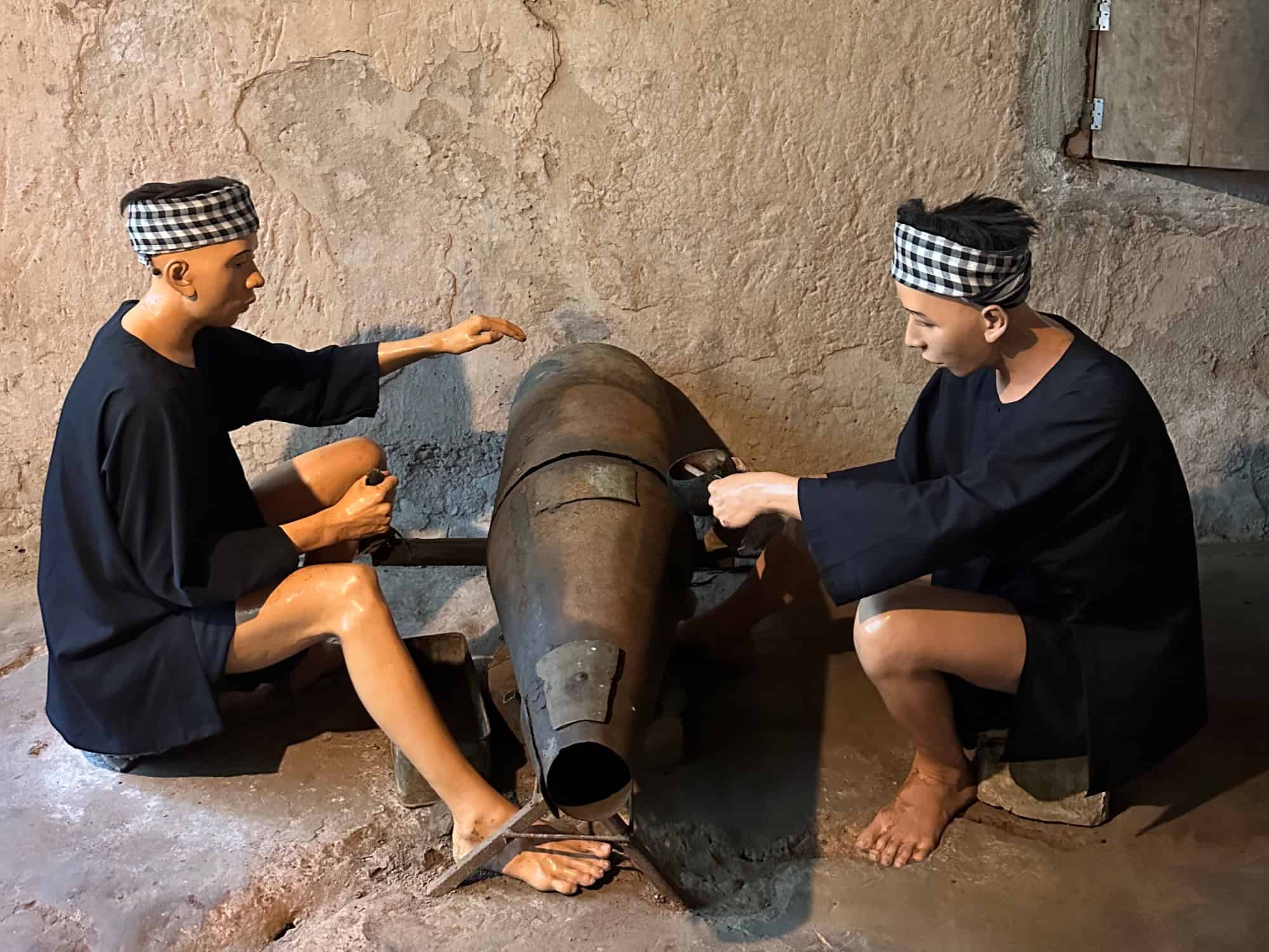 Cu Chi Tunnels