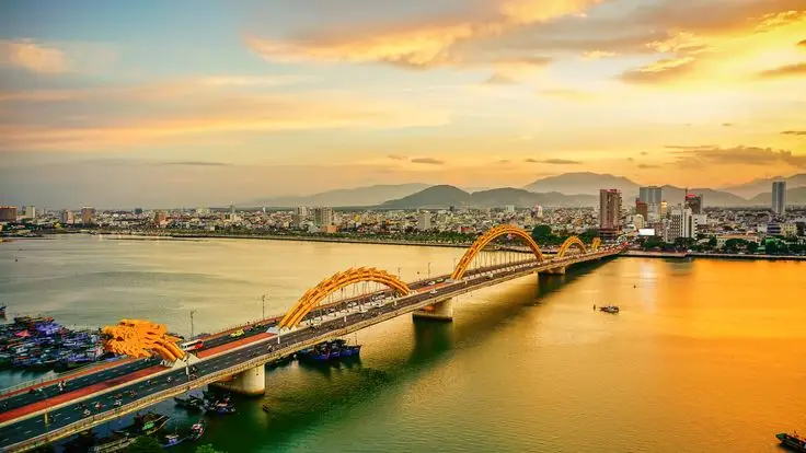 Hoi An Ancient Town & Da Nang Highlights