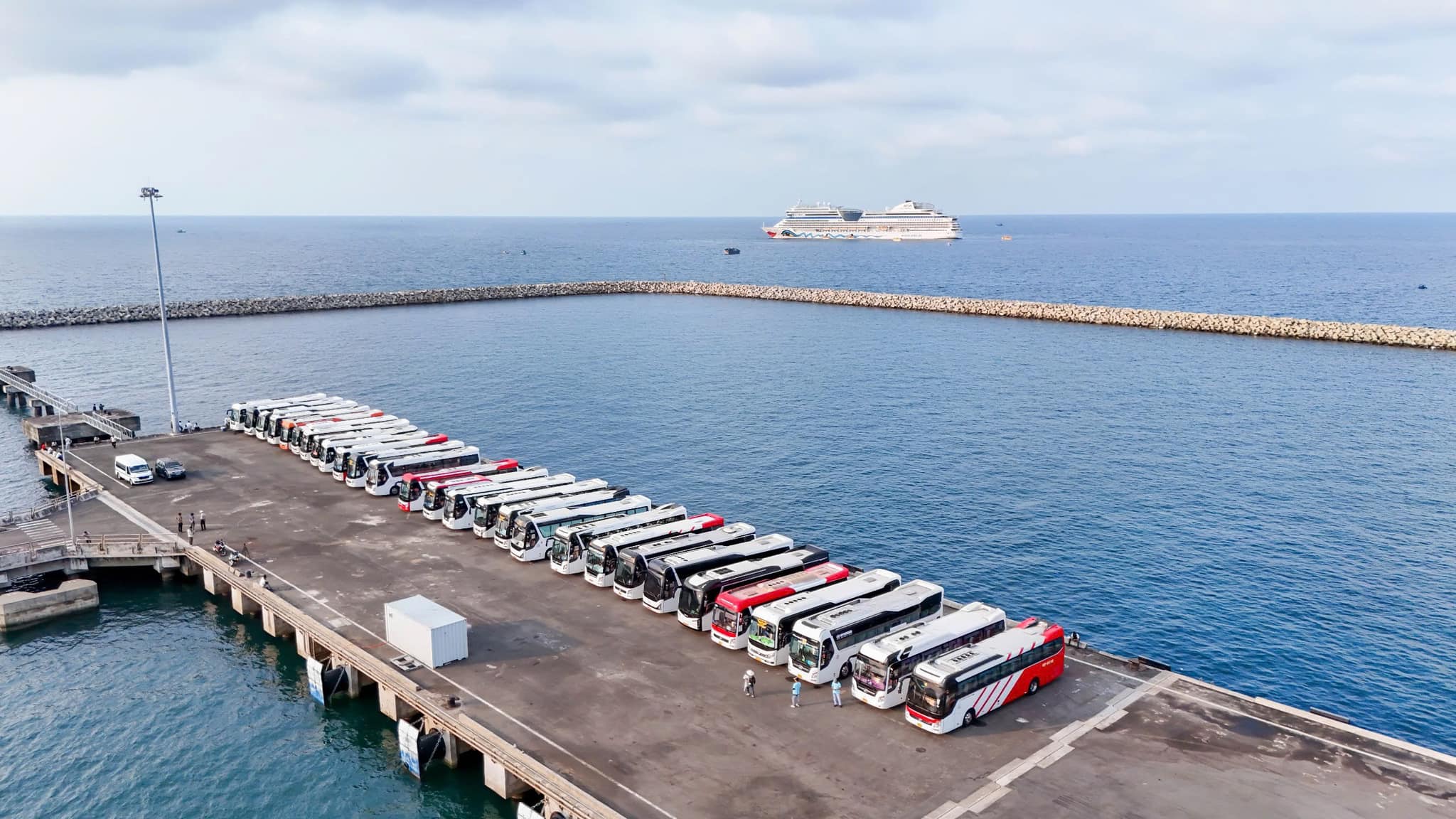 Private Island Transfer Fleet