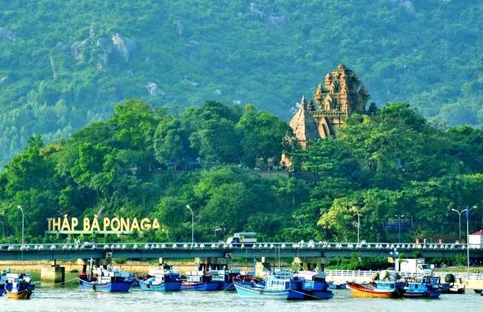 Thap Ba Mud Baths & Coastal Wellness Sanctuary